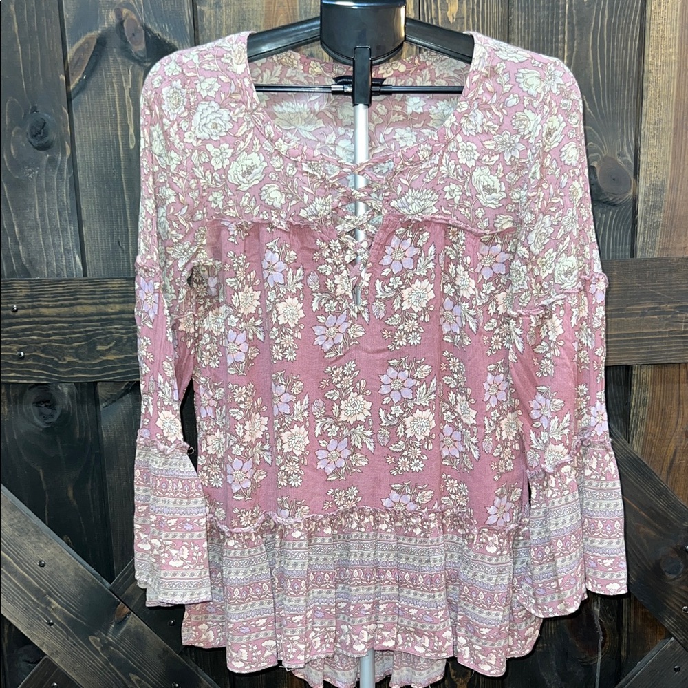 American Eagle Floral Peasant Top M Dusty Pink Bell Sleeves Cottage Boho Lattice
